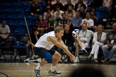 03-27-10_Mens_VBall_Roeder_12